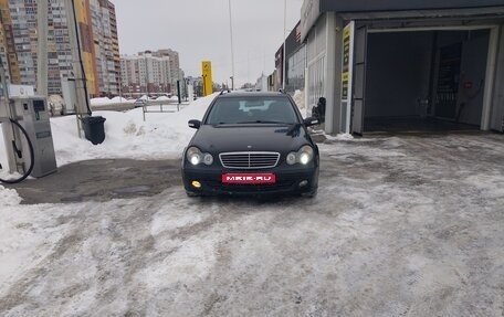 Mercedes-Benz C-Класс, 2003 год, 433 000 рублей, 1 фотография