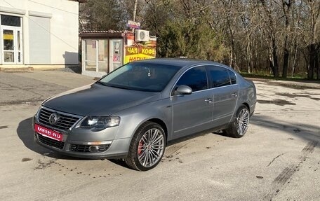 Volkswagen Passat B6, 2007 год, 735 000 рублей, 1 фотография