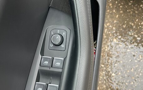 Volkswagen Passat B8 рестайлинг, 2018 год, 3 000 000 рублей, 9 фотография