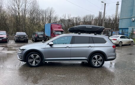 Volkswagen Passat B8 рестайлинг, 2018 год, 3 000 000 рублей, 3 фотография