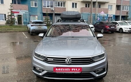 Volkswagen Passat B8 рестайлинг, 2018 год, 3 000 000 рублей, 2 фотография
