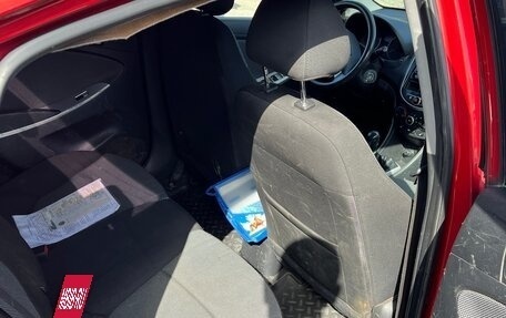 Hyundai Solaris II рестайлинг, 2011 год, 410 000 рублей, 12 фотография