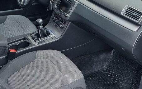 Volkswagen Passat B7, 2011 год, 950 000 рублей, 6 фотография