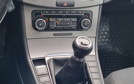 Volkswagen Passat B7, 2011 год, 950 000 рублей, 7 фотография