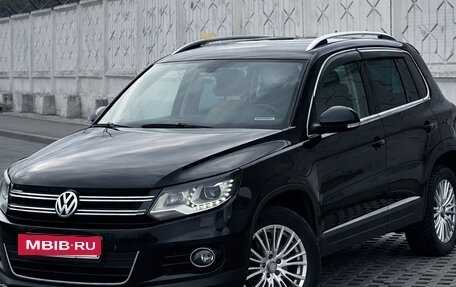 Volkswagen Tiguan I, 2012 год, 1 380 000 рублей, 2 фотография