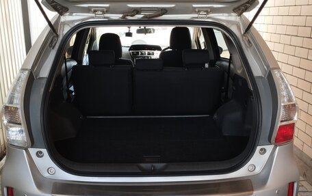 Toyota Prius Alpha I (ZVW40/41), 2012 год, 1 000 000 рублей, 3 фотография