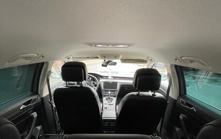 Volkswagen Passat B8 рестайлинг, 2018 год, 3 000 000 рублей, 15 фотография