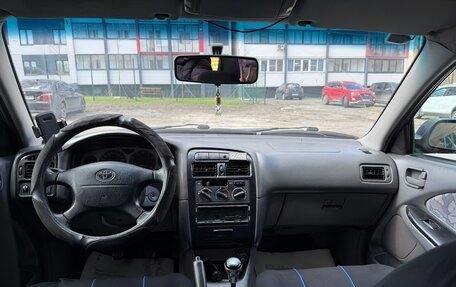 Toyota Avensis III рестайлинг, 1998 год, 180 000 рублей, 14 фотография