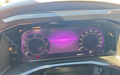 Volkswagen Multivan, 2023 год, 6 200 000 рублей, 13 фотография