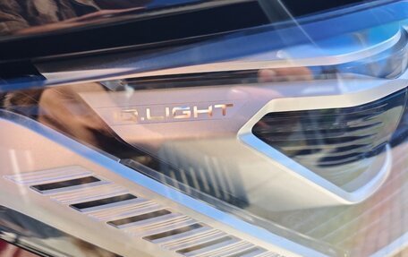 Volkswagen Multivan, 2023 год, 6 200 000 рублей, 18 фотография