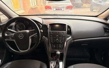 Opel Astra J, 2010 год, 550 000 рублей, 9 фотография
