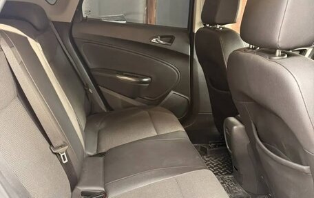 Opel Astra J, 2010 год, 550 000 рублей, 6 фотография