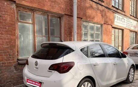 Opel Astra J, 2010 год, 550 000 рублей, 4 фотография