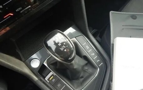 Volkswagen Tiguan II, 2022 год, 2 482 000 рублей, 9 фотография