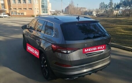 Skoda Kodiaq I, 2023 год, 4 550 000 рублей, 4 фотография