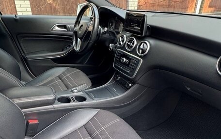 Mercedes-Benz A-Класс, 2014 год, 1 600 000 рублей, 16 фотография