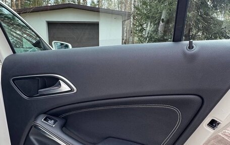 Mercedes-Benz A-Класс, 2014 год, 1 600 000 рублей, 36 фотография