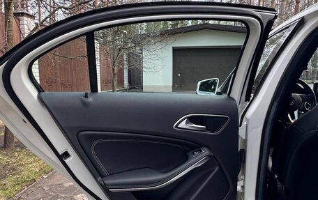 Mercedes-Benz A-Класс, 2014 год, 1 600 000 рублей, 39 фотография