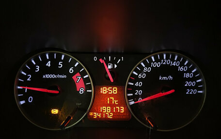 Nissan Note II рестайлинг, 2011 год, 675 000 рублей, 16 фотография