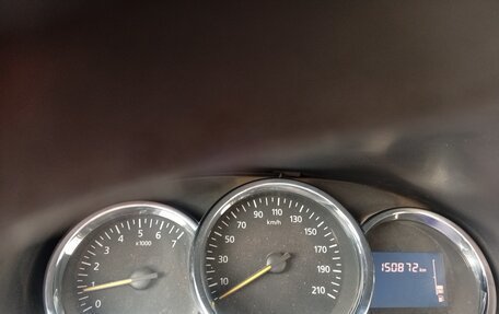 Renault Logan II, 2015 год, 600 000 рублей, 7 фотография