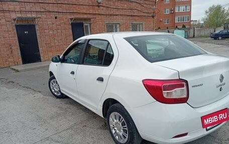 Renault Logan II, 2015 год, 600 000 рублей, 3 фотография