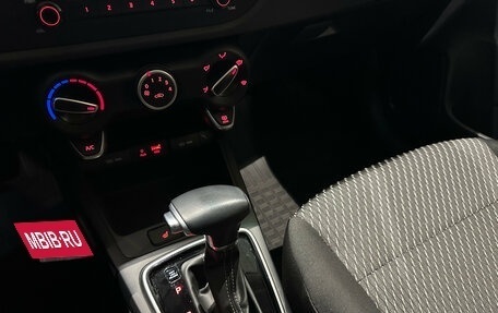 KIA Rio IV, 2019 год, 1 670 000 рублей, 13 фотография