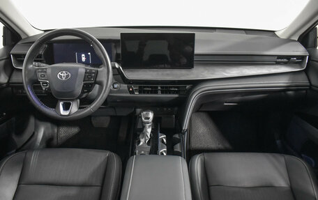 Toyota Camry, 2024 год, 3 835 000 рублей, 13 фотография