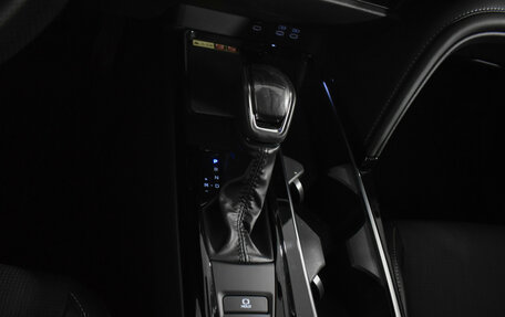 Toyota Camry, 2024 год, 3 835 000 рублей, 19 фотография