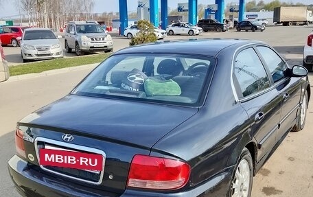 Hyundai Sonata IV рестайлинг, 2005 год, 400 000 рублей, 5 фотография