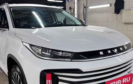 CheryExeed TXL, 2022 год, 2 990 000 рублей, 2 фотография