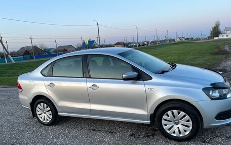 Volkswagen Polo VI (EU Market), 2012 год, 680 000 рублей, 11 фотография