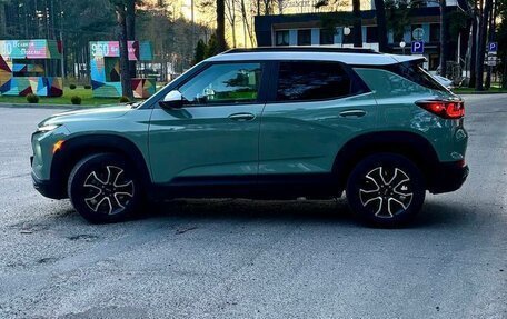 Chevrolet TrailBlazer, 2024 год, 1 690 000 рублей, 3 фотография