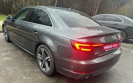 Audi A4, 2018 год, 2 600 000 рублей, 4 фотография