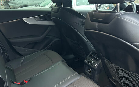 Audi A4, 2018 год, 2 600 000 рублей, 18 фотография