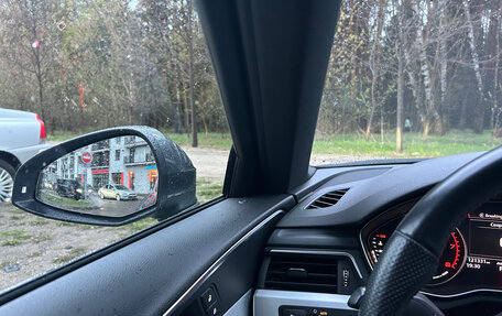 Audi A4, 2018 год, 2 600 000 рублей, 30 фотография