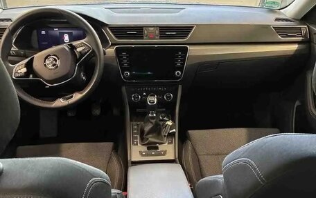 Skoda Superb III рестайлинг, 2023 год, 2 572 000 рублей, 7 фотография