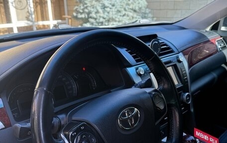 Toyota Camry, 2014 год, 1 590 000 рублей, 7 фотография