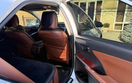 Toyota Camry, 2014 год, 1 590 000 рублей, 10 фотография