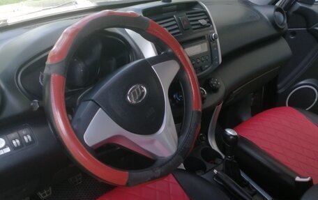 Lifan X60 I рестайлинг, 2013 год, 400 000 рублей, 11 фотография