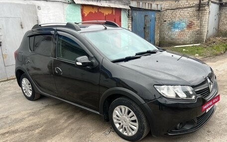 Renault Sandero II рестайлинг, 2015 год, 849 000 рублей, 3 фотография