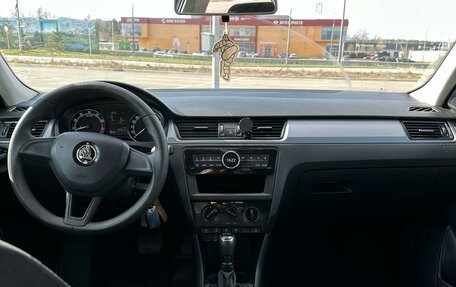 Skoda Rapid I, 2017 год, 840 000 рублей, 6 фотография