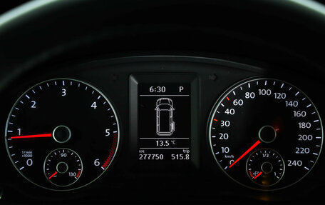 Volkswagen Caravelle T5, 2013 год, 1 499 000 рублей, 12 фотография