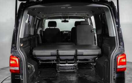 Volkswagen Caravelle T5, 2013 год, 1 499 000 рублей, 30 фотография