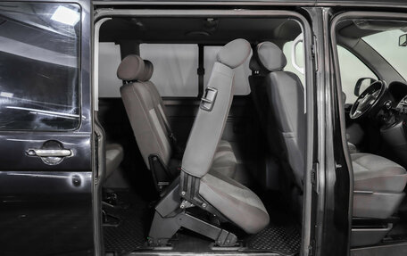 Volkswagen Caravelle T5, 2013 год, 1 499 000 рублей, 24 фотография