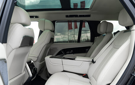 Land Rover Range Rover IV рестайлинг, 2024 год, 27 990 000 рублей, 10 фотография