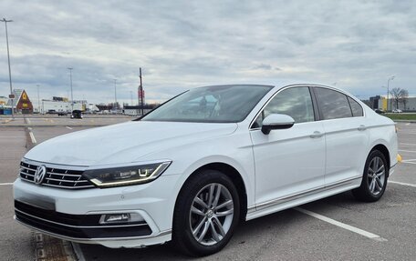 Volkswagen Passat B8 рестайлинг, 2018 год, 2 100 000 рублей, 2 фотография