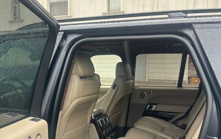 Land Rover Range Rover IV рестайлинг, 2017 год, 4 700 000 рублей, 7 фотография