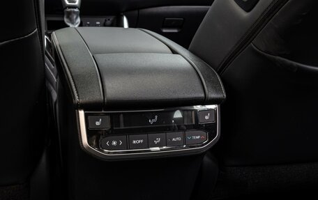 Toyota Highlander, 2026 год, 5 730 000 рублей, 28 фотография