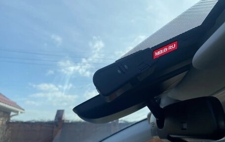 Toyota Prius IV XW50, 2018 год, 1 880 000 рублей, 6 фотография