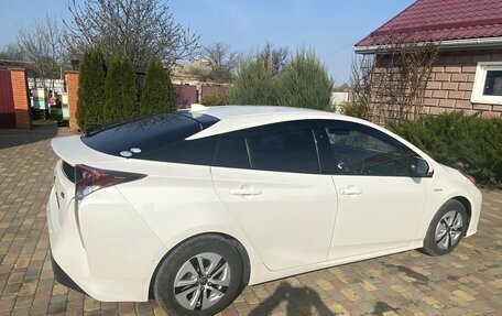 Toyota Prius IV XW50, 2018 год, 1 880 000 рублей, 21 фотография